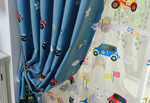 Шторы в детскую комнату для девочки или мальчика ( фото): дизайн современных штор и новинки 